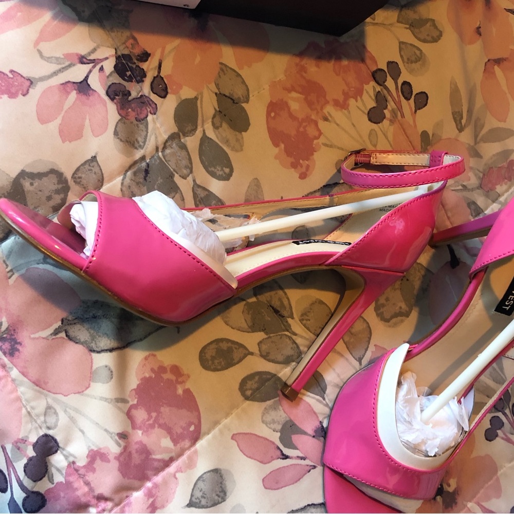 Nine West Ankle Wrap Pink Heel W/ Matching Purse - Picture 6 of 9